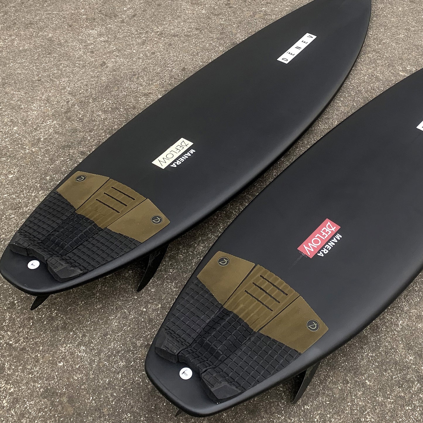 DEFLOWサーフボードデッキパット