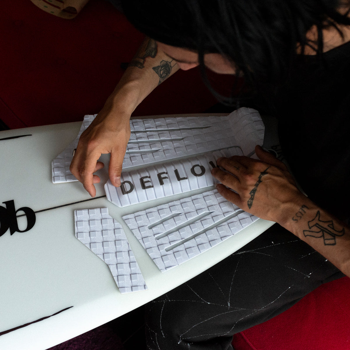ERWIN TAIL PAD WHITE DEFLOW SURF