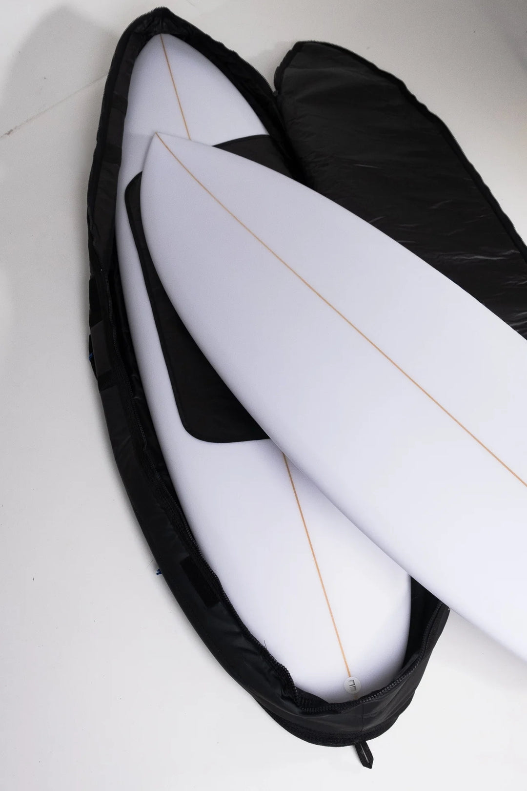 Summer vibes 6'3 Premium Double (2-3) Surfboard Boardbag