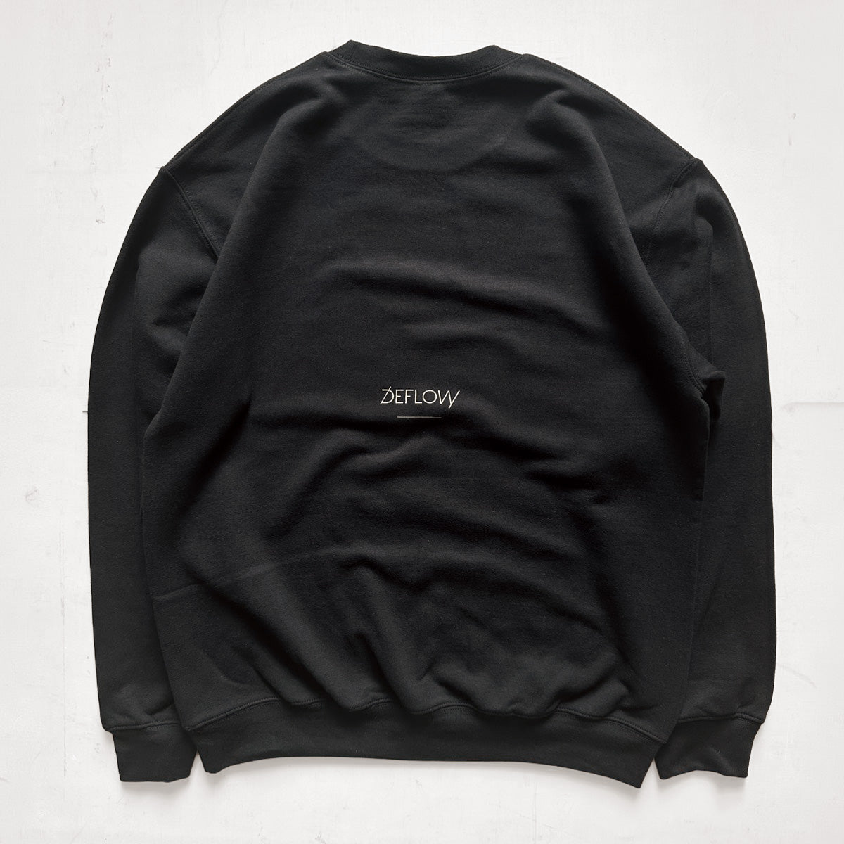 DEFLOW クルーネック スウェット Sweatshirt Black / M , L , XL