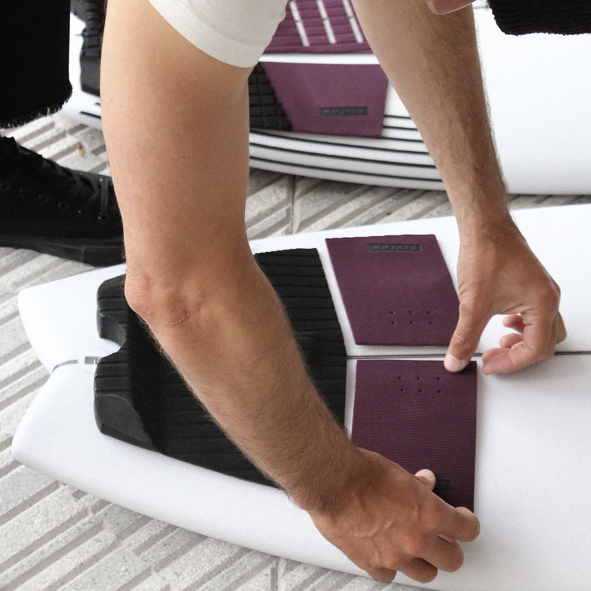 DEFLOW SURF デッキパッド一覧 サーフィン TRACTION - TWRS公式