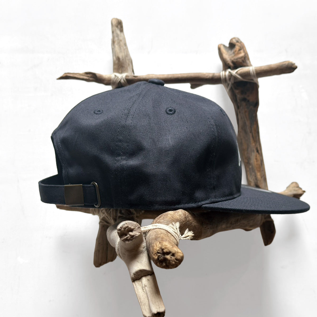 DEFLOW  Retro Style Cap / BLACK